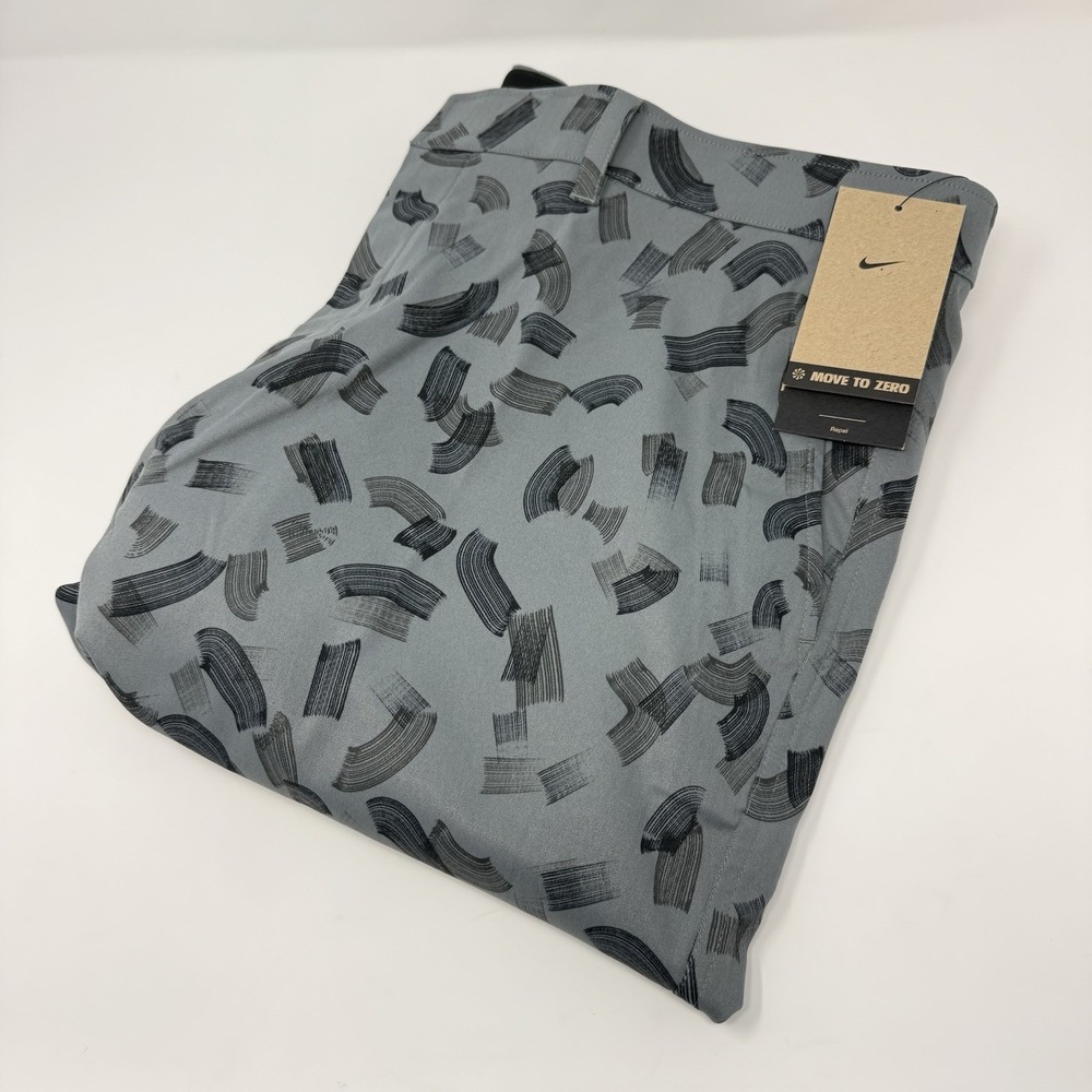 NWT Nike Dri-Fit Golf/Dress Shorts Men's Gray/Black/Smoke Sz. 40